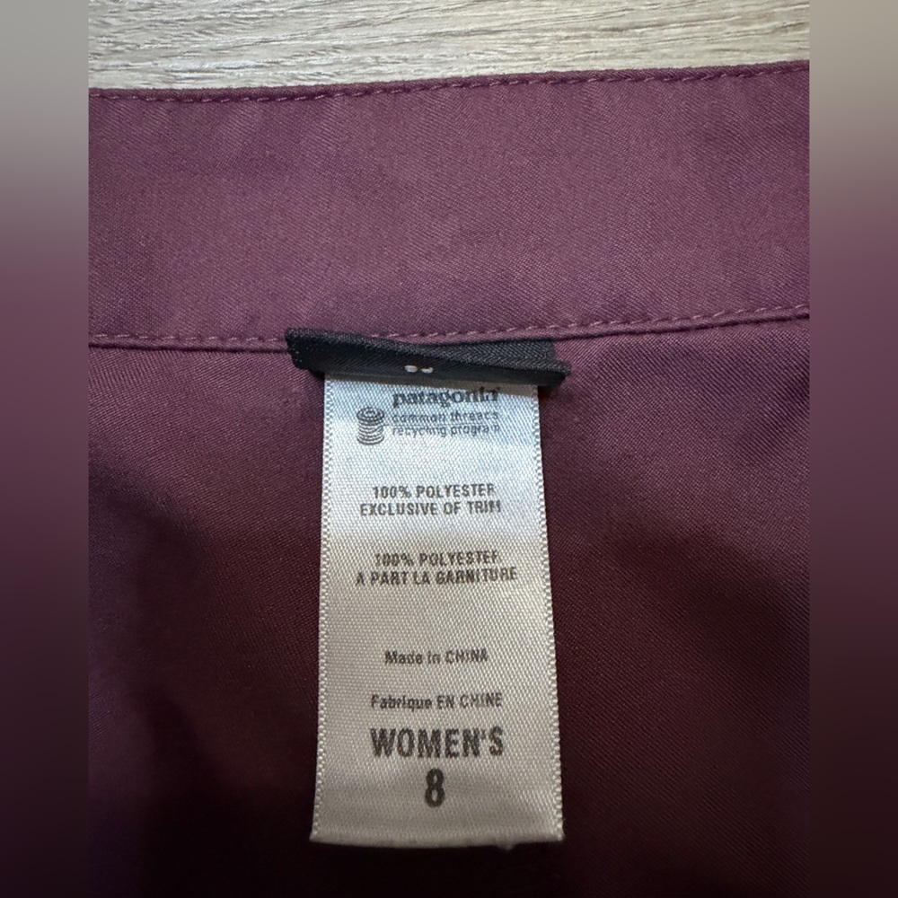 Patagonia Women’s Burgundy Skorts Size 8 - Picture 5 of 8